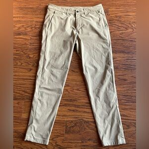 LuluLemon Men’s Commission Slim Pants / Tan / W:34 L: 31